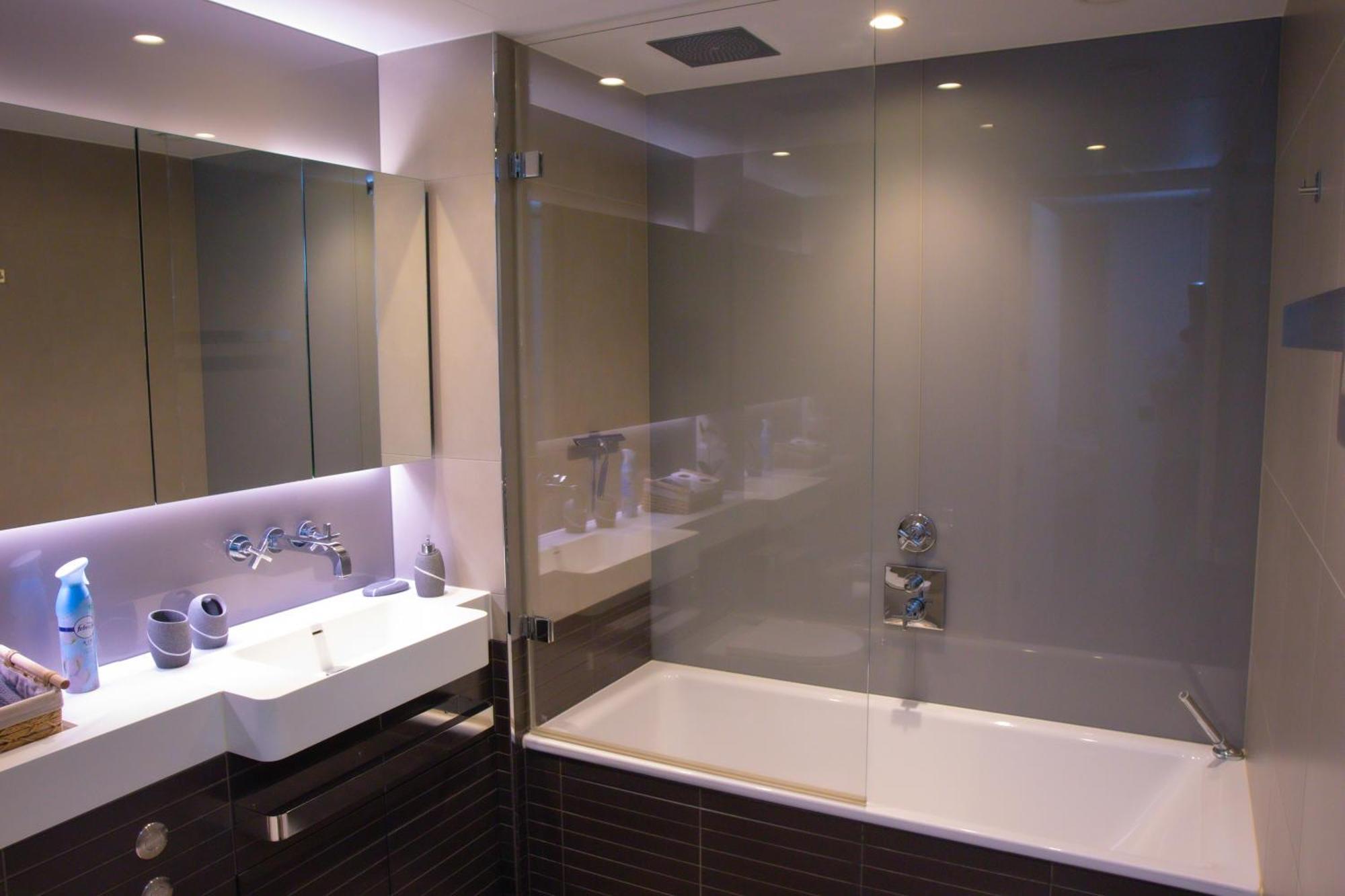 Luxury Apartment Steps From Battersea Power St And Close To Victoria & Chelsea London Exterior photo